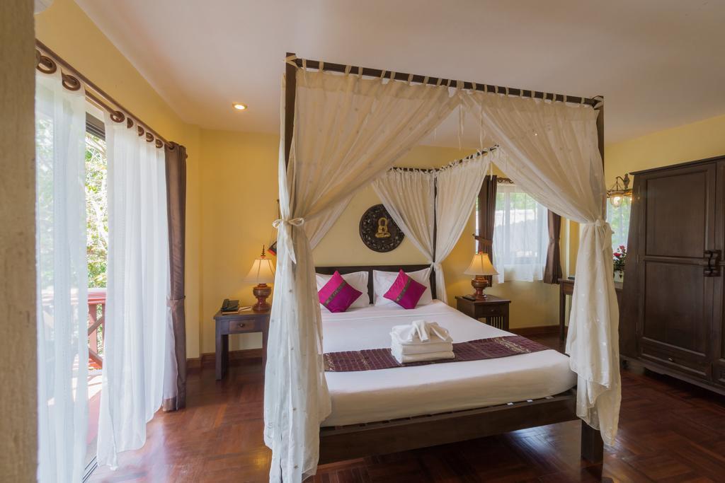 Coral Hotel Bangsaphan Bang Saphan Ngoại thất bức ảnh