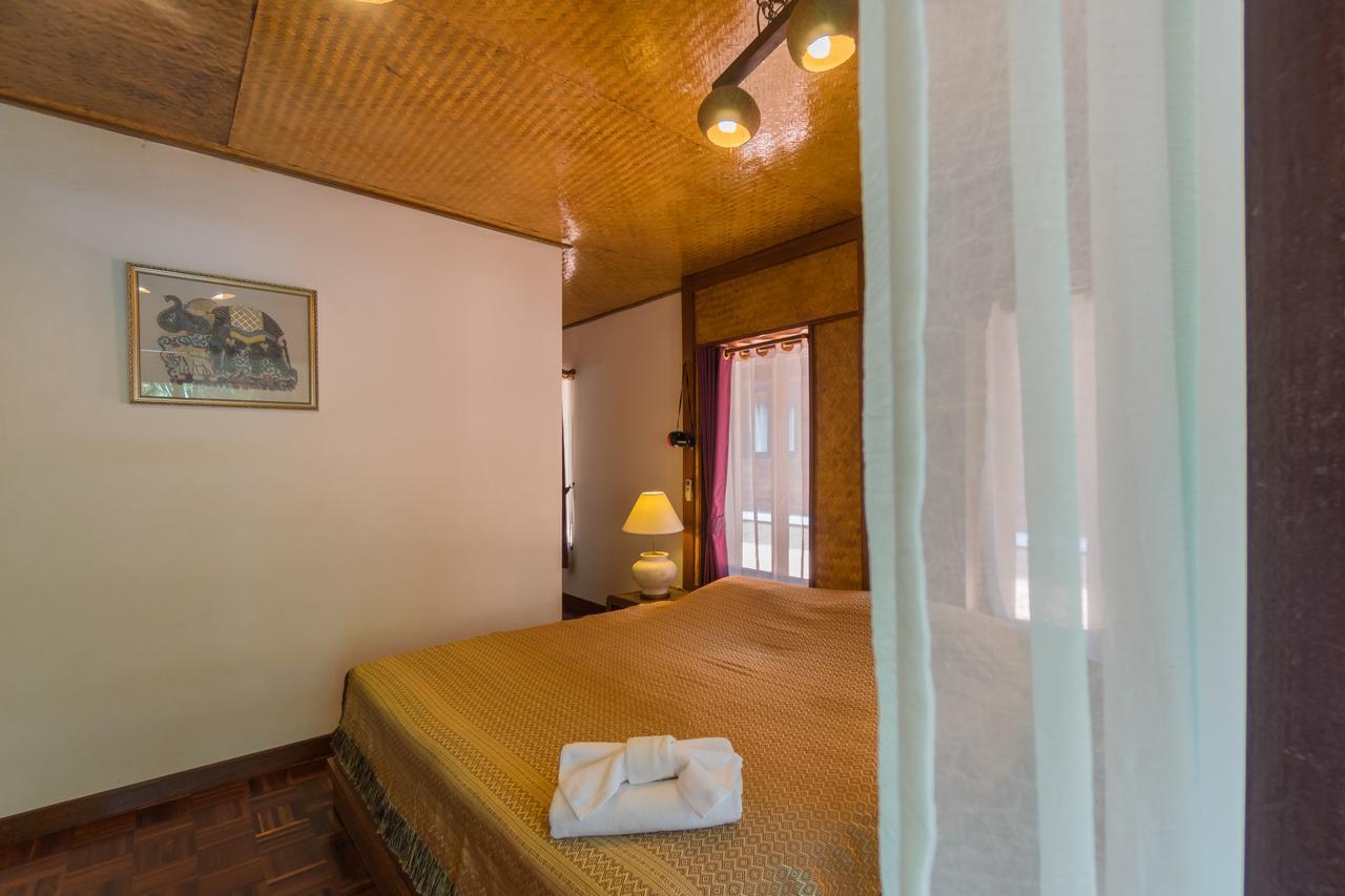 Coral Hotel Bangsaphan Bang Saphan Ngoại thất bức ảnh